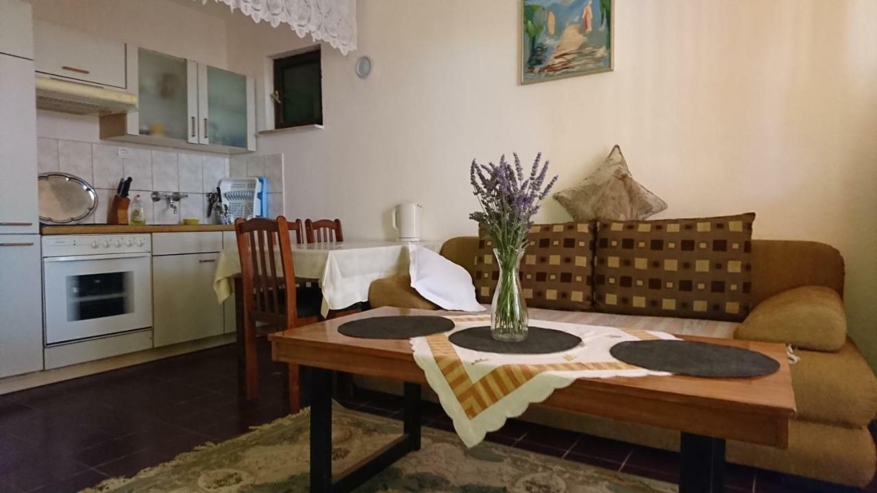 Apartmani Kocka Primošten Exterior foto