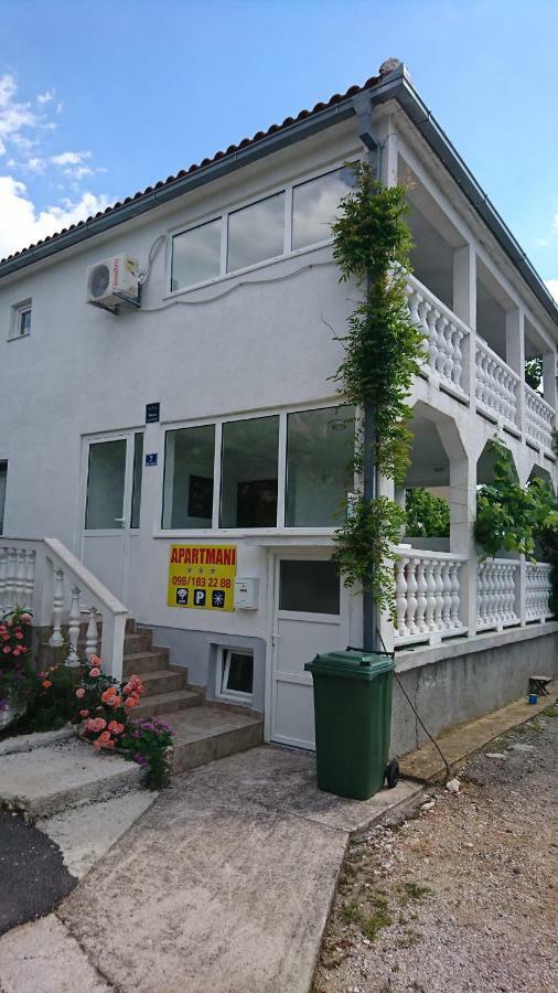 Apartmani Kocka Primošten Exterior foto
